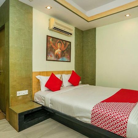 Capital O 3246 The Bouvice Hotel Bangalore Exterior photo