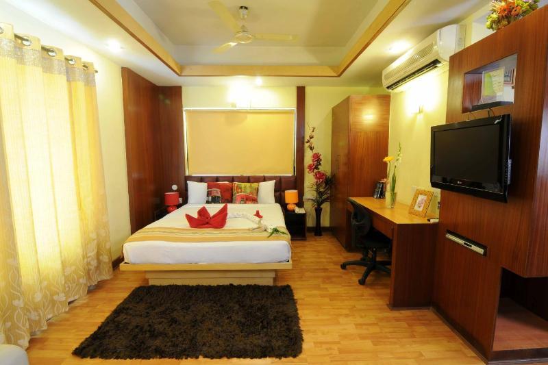 Capital O 3246 The Bouvice Hotel Bangalore Exterior photo