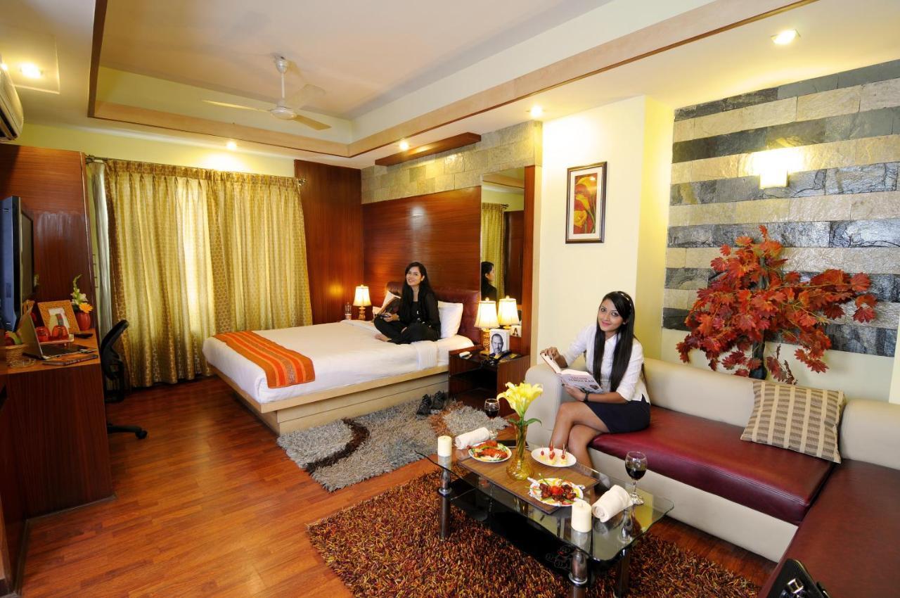 Capital O 3246 The Bouvice Hotel Bangalore Exterior photo