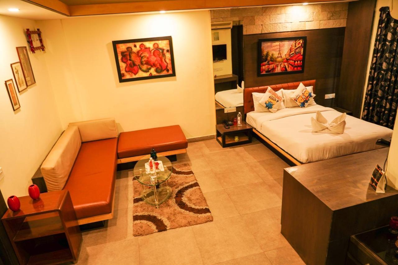 Capital O 3246 The Bouvice Hotel Bangalore Exterior photo